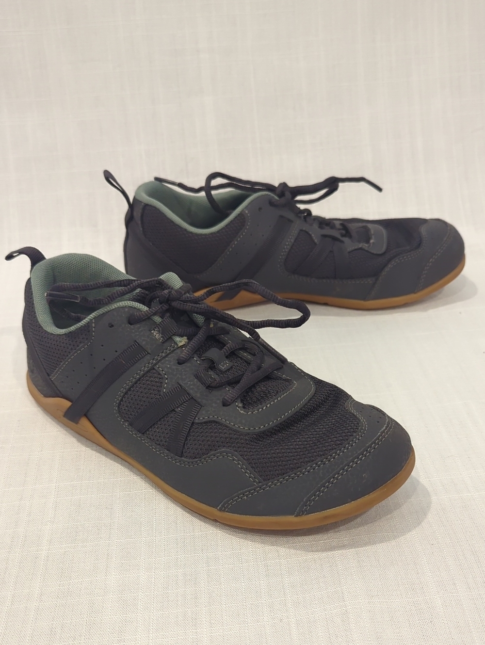 Xero Mens Prio Barefoot Shoes Gray size 7.5